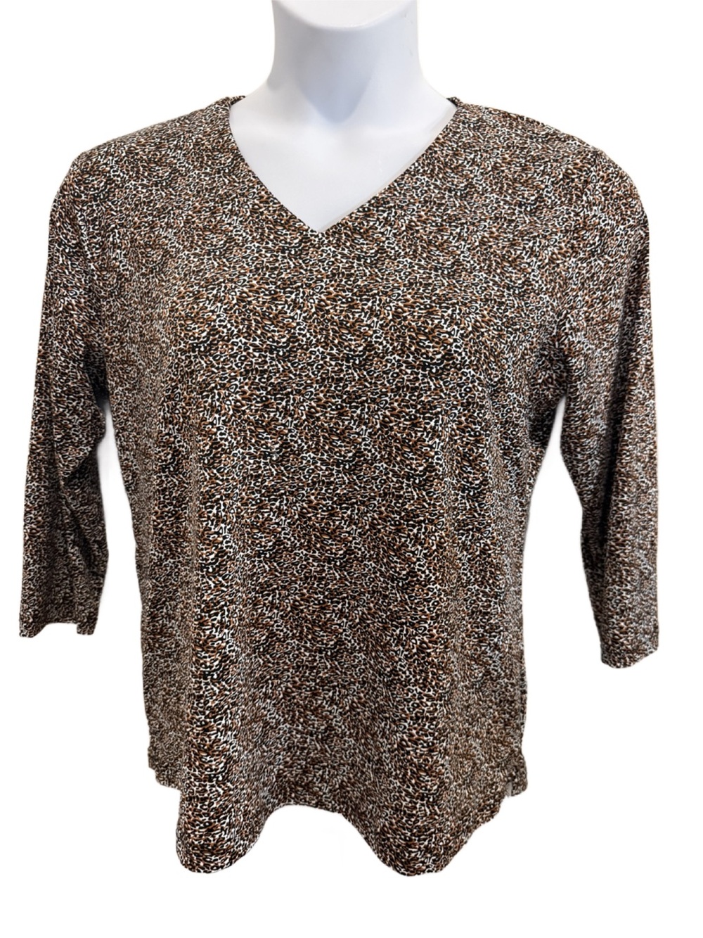 Anthonys Leopard Print3/4 Sleeve Top. Large